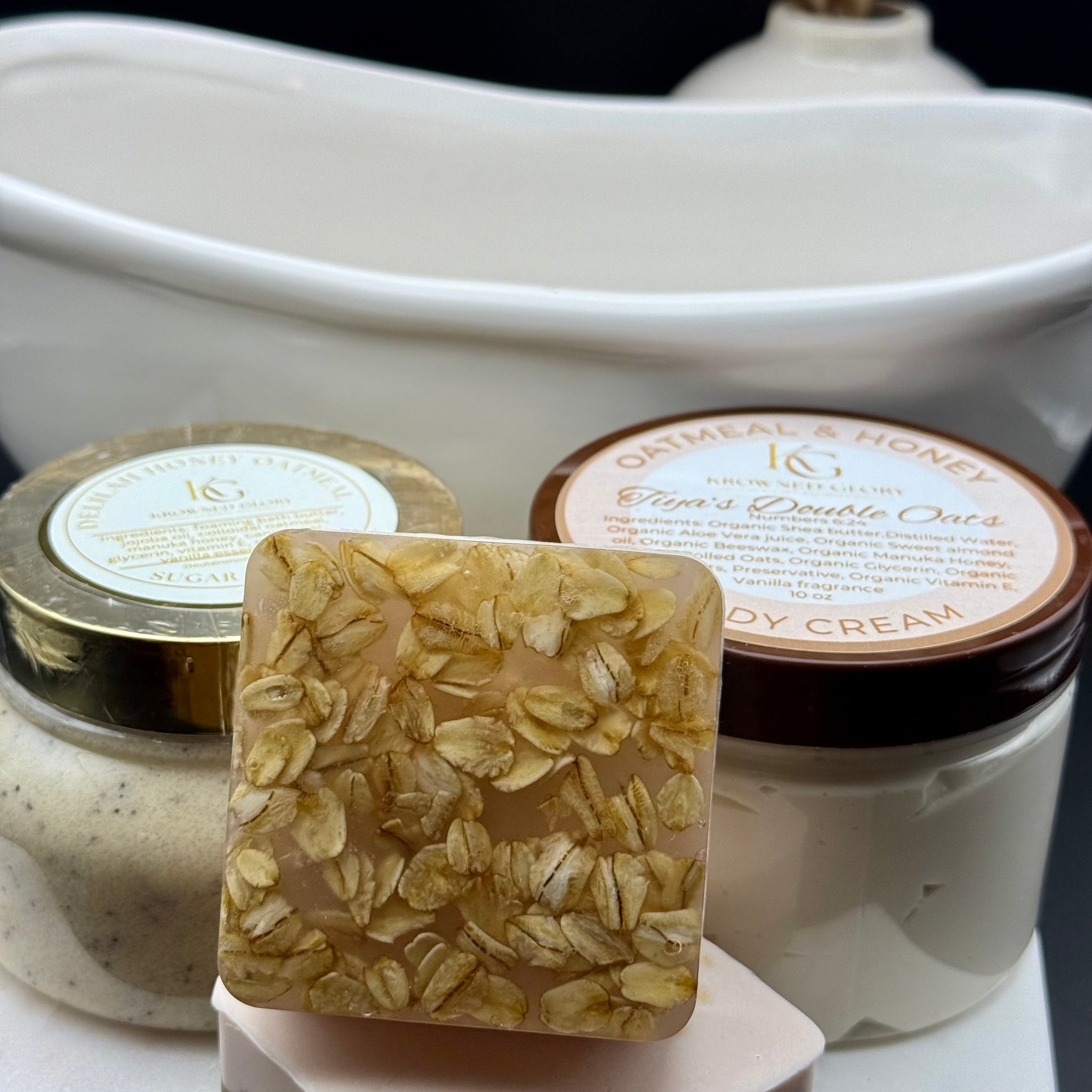 Organic Oatmeal & Manuka Honey Collection (FREE BONUS)