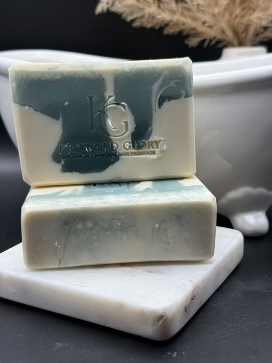 Prince Kyshun’s Glo Bar Soap ( Kentucky Bourbon Scent)