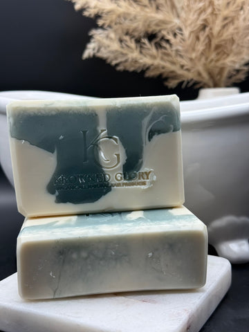 Prince Kyshun’s Glo Bar Soap ( Kentucky Bourbon Scent)