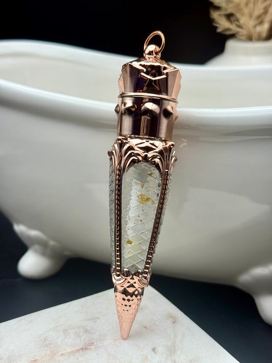 Zakeria’s Glossed-Up Super Shiny Lip Gloss w/24K Gold Flakes (New Look Same Shine)