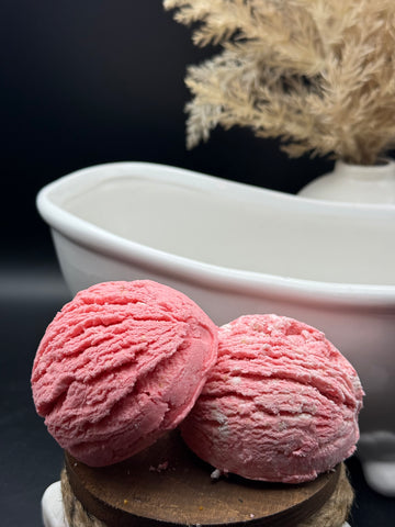 Myah’s Strawberry Sweetheart Bubble Bath Scoop