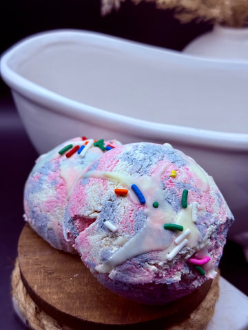 Delilah’s Birthday Cake Bath Truffle Scoop