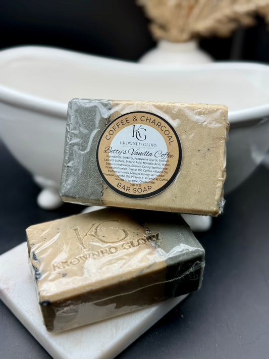 Betty’s Vanilla Coffee & Activated Charcoal Detox Soap